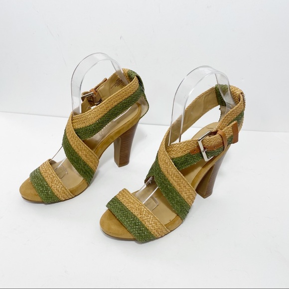 NINE WEST Basket Weave Heels, 7 - Picture 2 of 7
